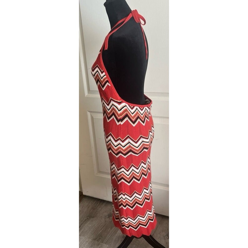 Dress - Picture 2 of 5